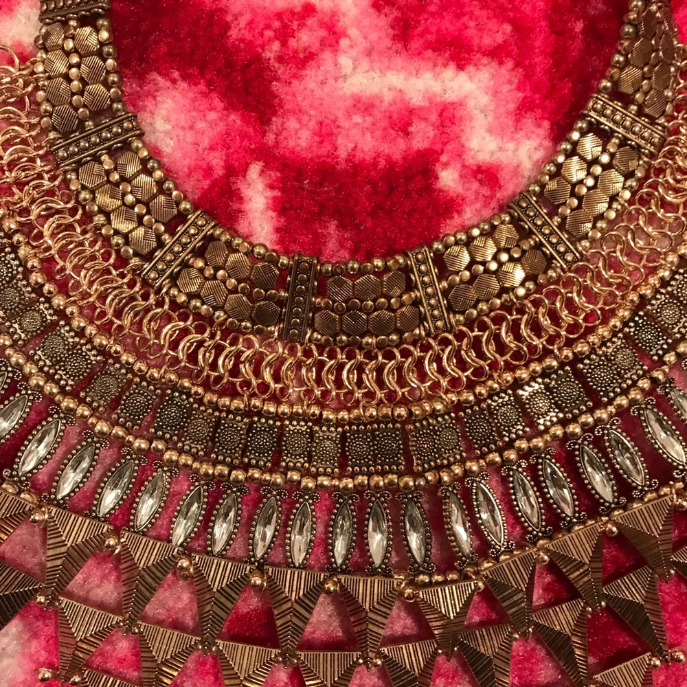 Necklace - Picture 4 of 4